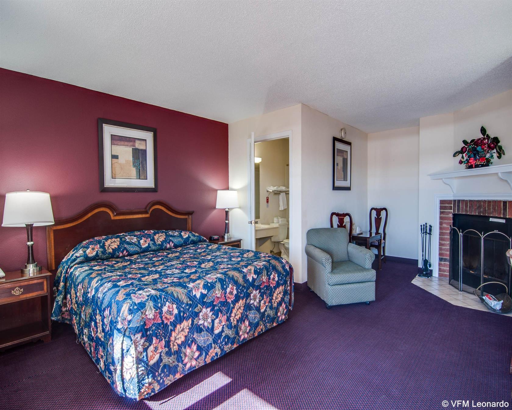 Econo Lodge Glade Springs I-81 Екстер'єр фото